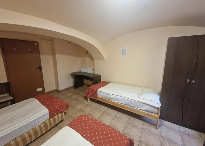 Tyniec Hostel Tyniec Maly